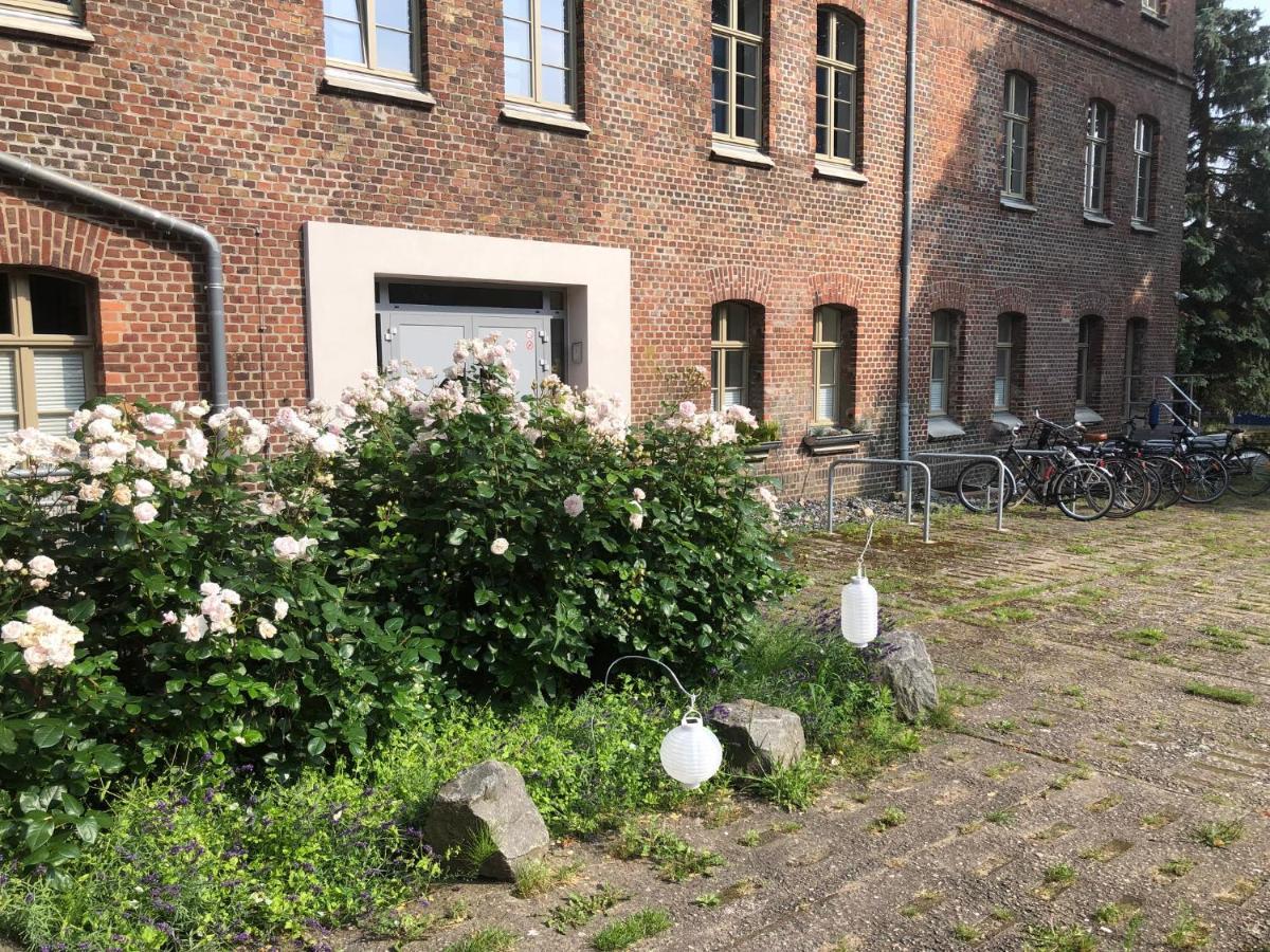 Nr9Marinehafen Appartement Stralsund Buitenkant foto
