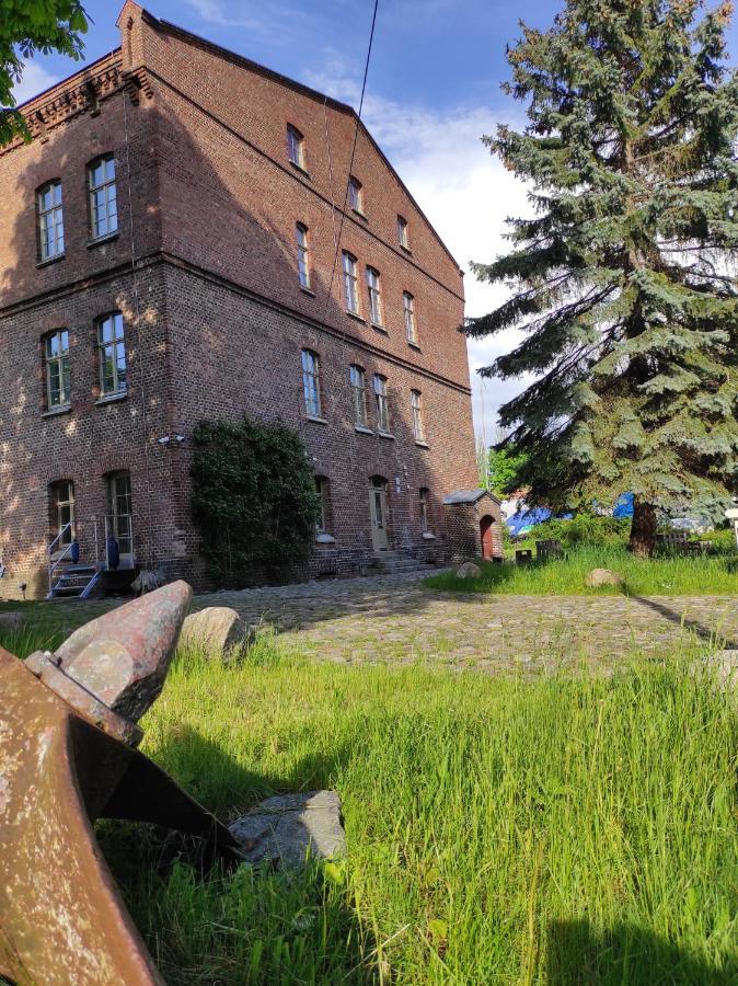 Nr9Marinehafen Appartement Stralsund Buitenkant foto