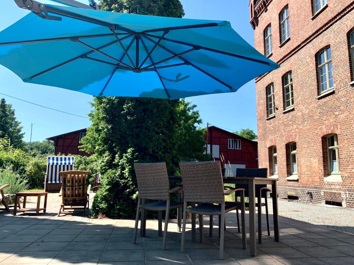 Nr9Marinehafen Appartement Stralsund Buitenkant foto